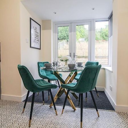 Modern 3 Bed, Contractors Welcome, Bradford Bradford  Exterior foto